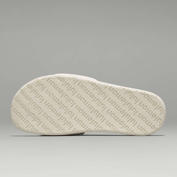 Lululemon Womens Restfeel Slides (US Size 8) in Light Ivory - Picture 6 of 9